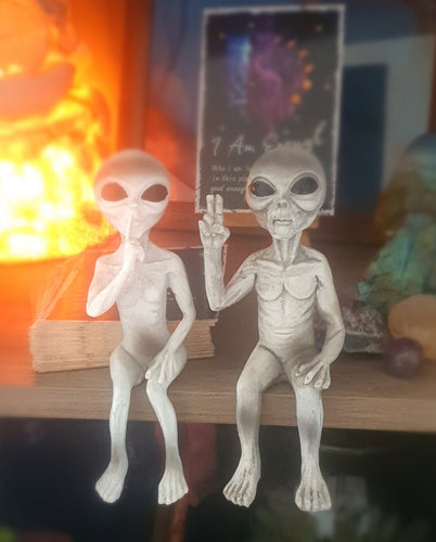 Alien Invasion Shelf Sitters