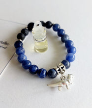 Load image into Gallery viewer, Kids Black Obsidian &amp; Sodalite Lava Stone Bracelet With Essential Oil